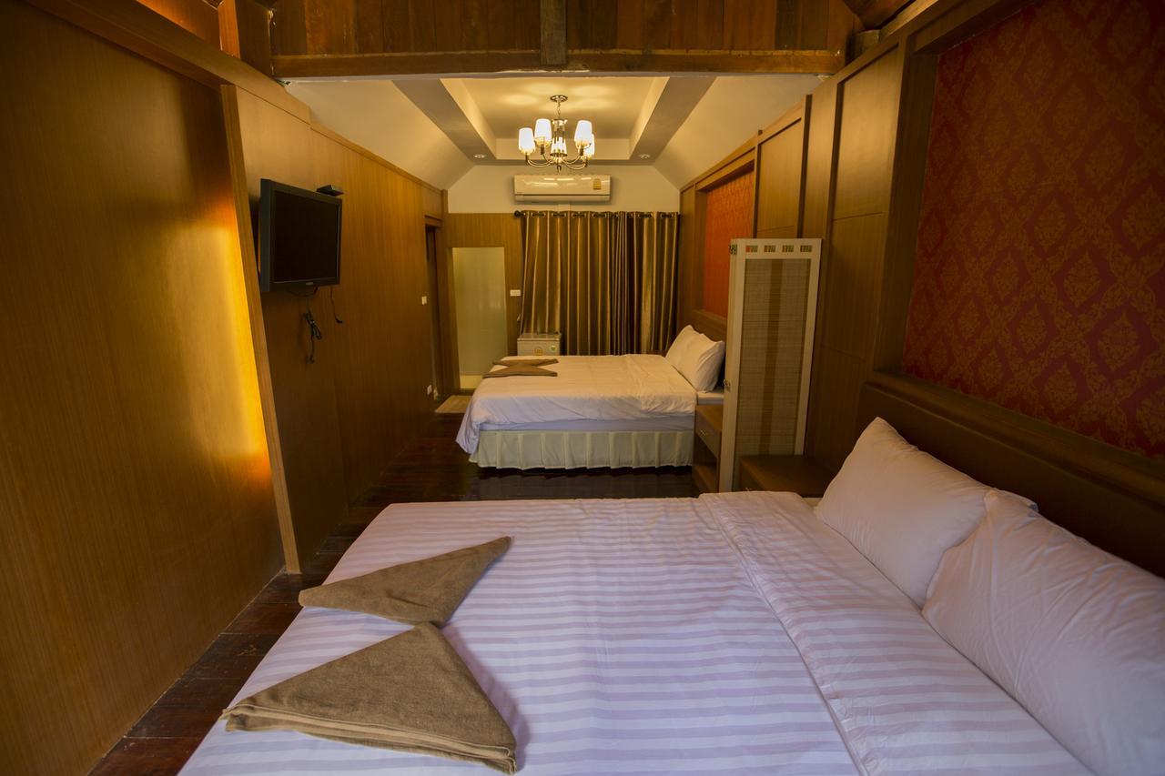 Ruan Kanchanok Pak Chong Exterior foto